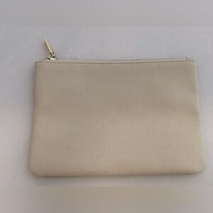 Stackers | Cream Clutch